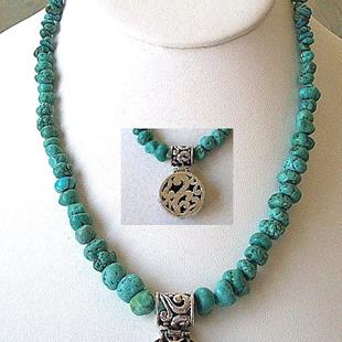 Art: Turquoise  Necklace with reversible pendant by Artist Ulrike 'Ricky' Martin